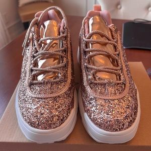 Womens Thick Sole Light Weight Glitter Sneakers Lace Up Size 8 Rose Gold